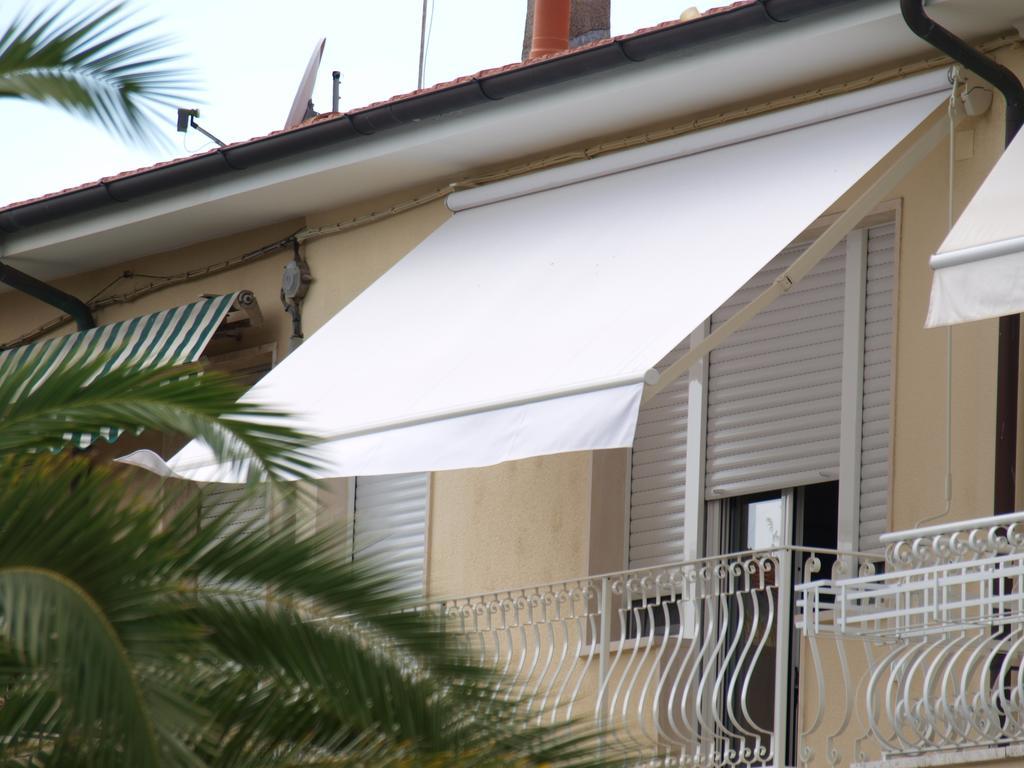 Il Pontile Holidays Apartment マリーナ・ディ・ピエトラサンタ 部屋 写真