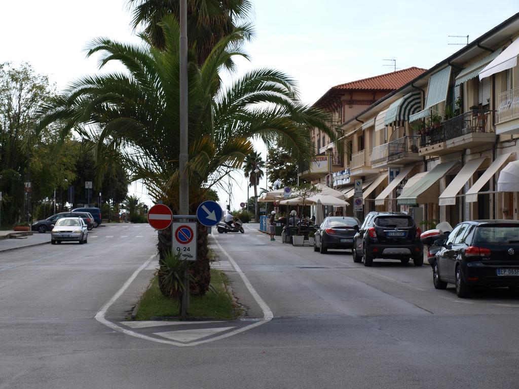 Il Pontile Holidays Apartment マリーナ・ディ・ピエトラサンタ 部屋 写真