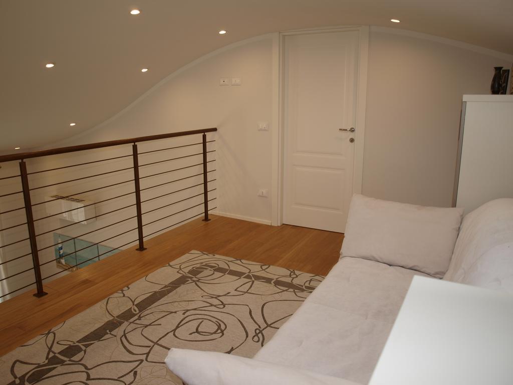 Il Pontile Holidays Apartment マリーナ・ディ・ピエトラサンタ 部屋 写真